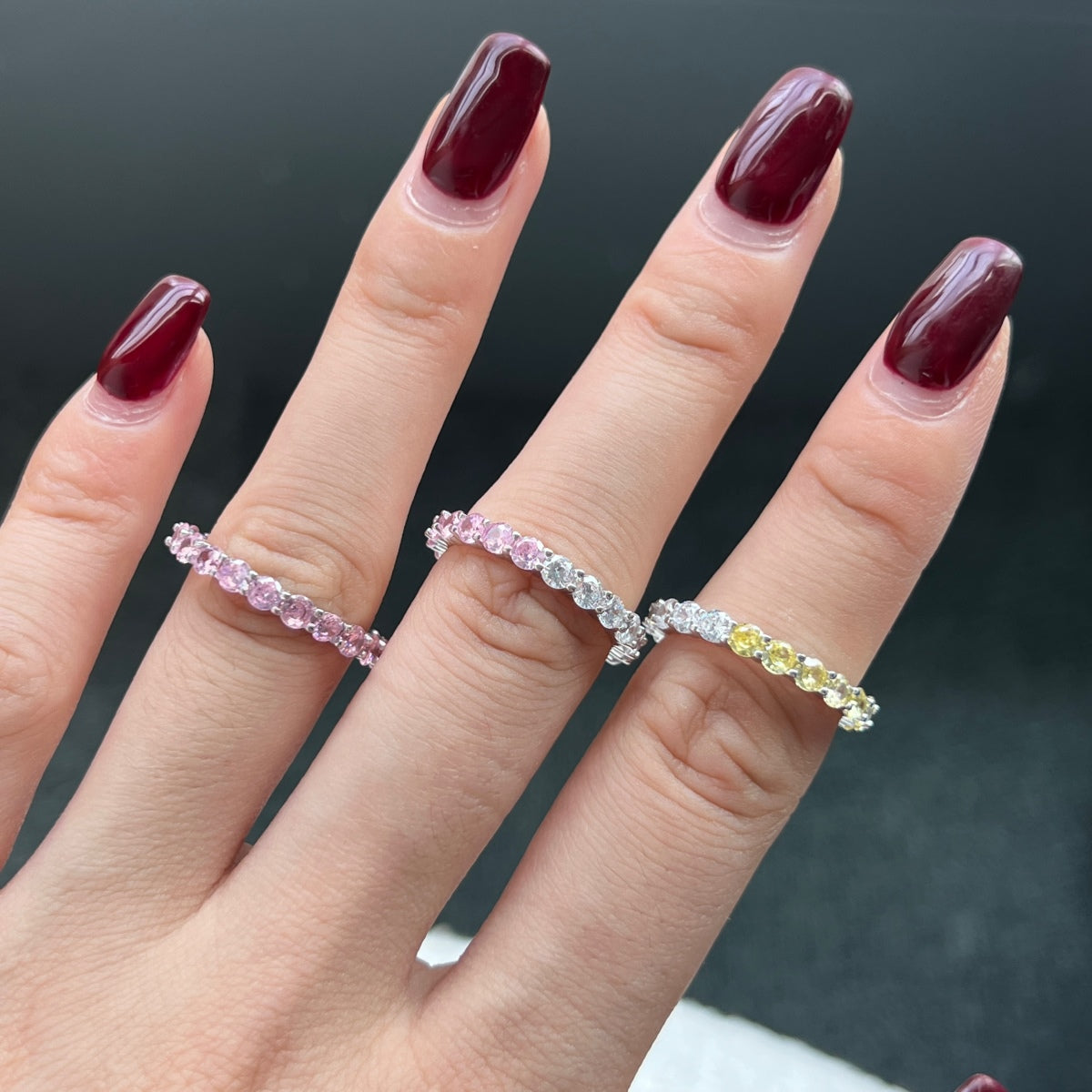 [Joyas Regalia] Anillo de tenis de corte redondo brillante