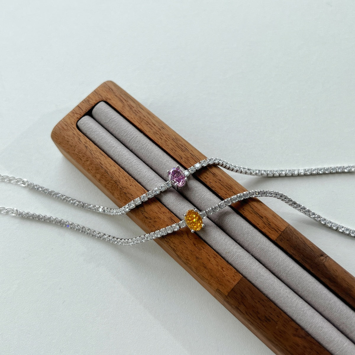 [Bijoux Regalia] Bracelet quotidien exquis taille ovale de 0,75 carat