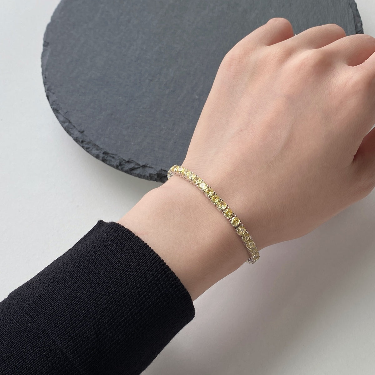 [Bijoux Regalia] Bracelet tennis rond éblouissant et orné