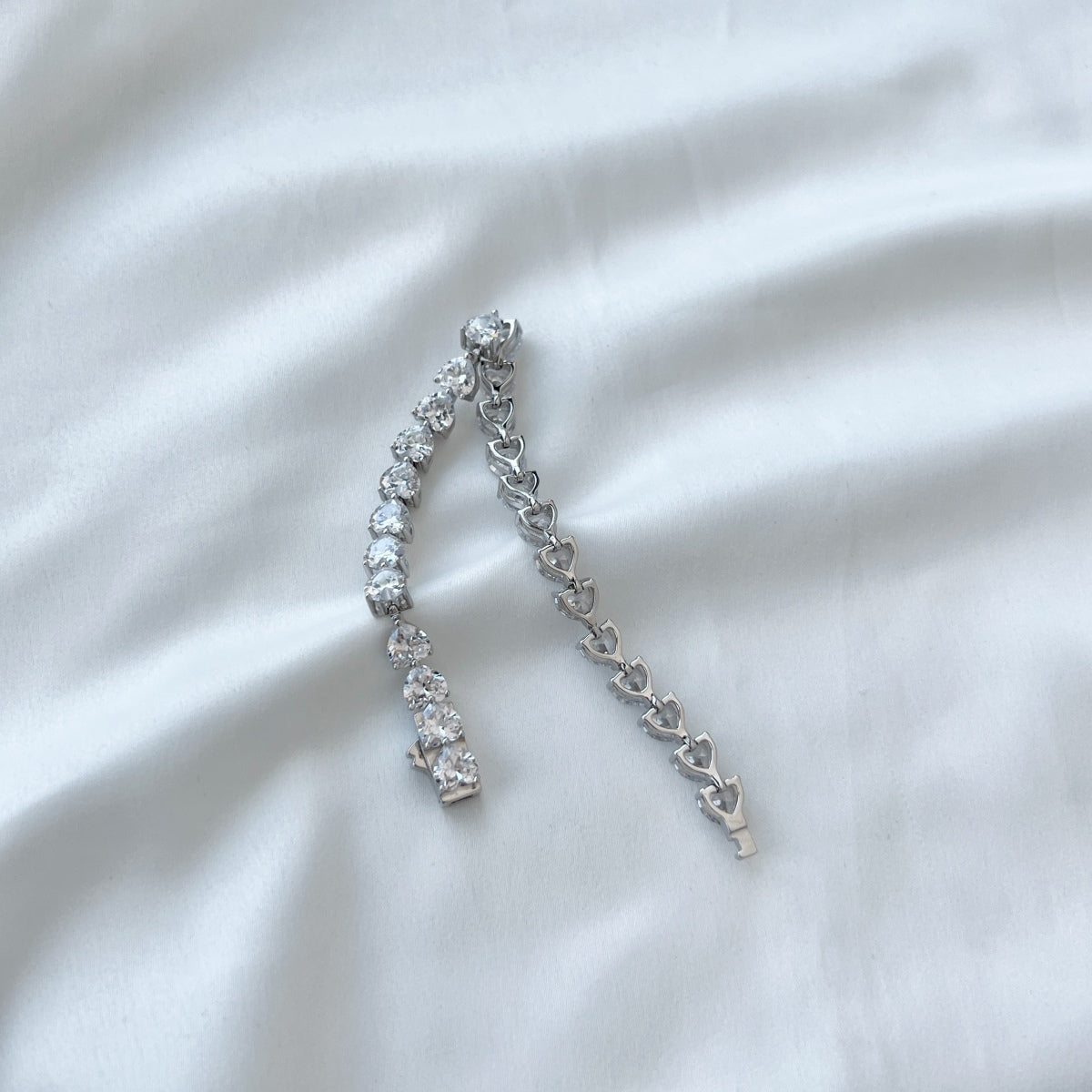 [Bijoux Regalia] Bracelet élégant et romantique en forme de cœur de 0,75 carat