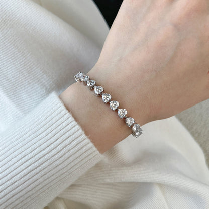 [Bijoux Regalia] Bracelet élégant et romantique en forme de cœur de 0,75 carat