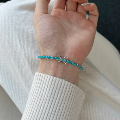 [Bijoux Regalia] Bracelet de tennis délicat et charmant à coupe ronde