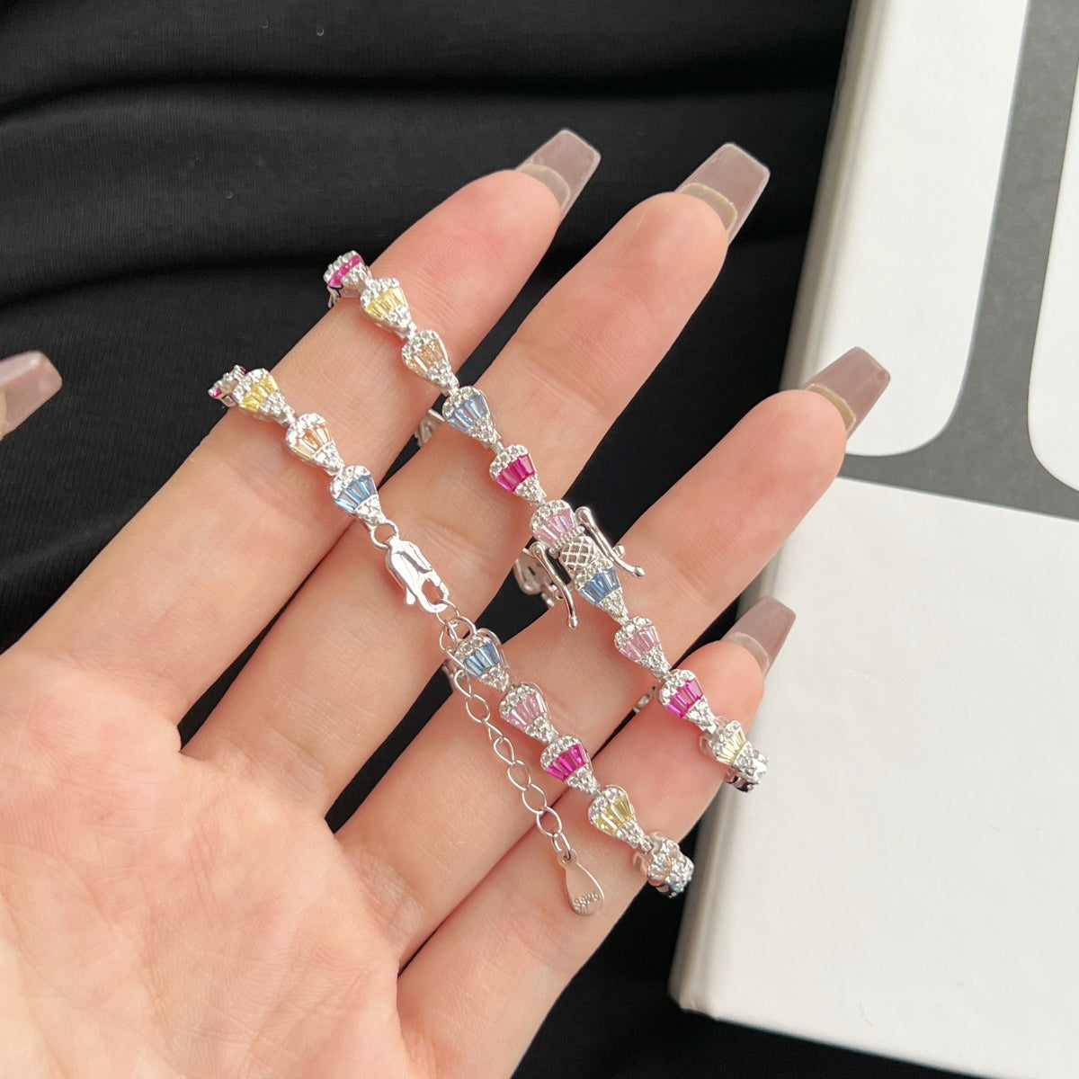 [Bijoux Regalia] Bracelet quotidien en forme de goutte d'eau rayonnante