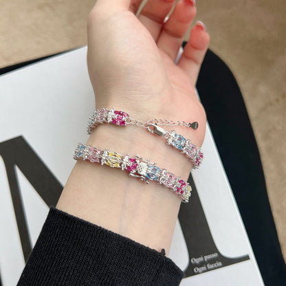 [Bijoux Regalia] Bracelet de fête délicat et coloré à plusieurs coupes