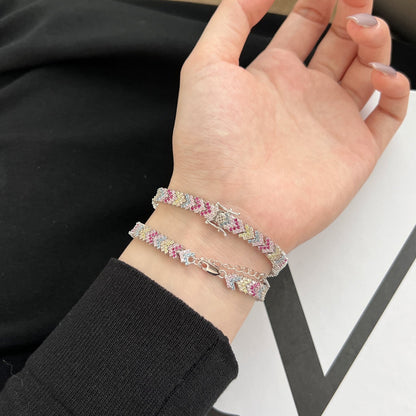 [Bijoux Regalia] Bracelet de fête rond scintillant et orné