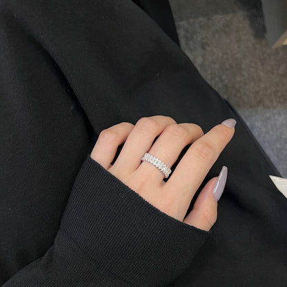 [Joyas Regalia] Anillo de cóctel con corte esmeralda adornado y llamativo