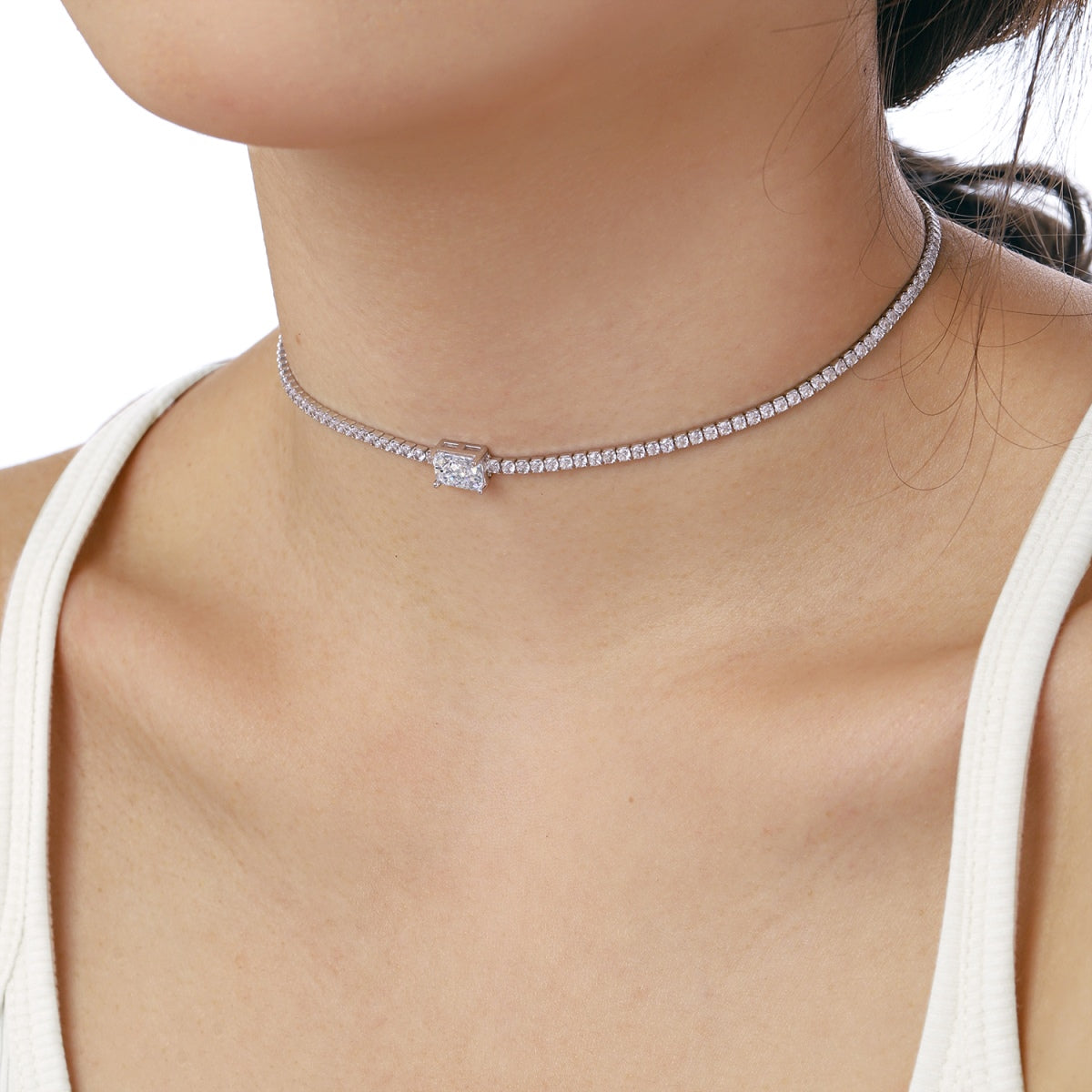 [Regalia jewelry]2.0 carat Ornate Emerald Cut Necklace