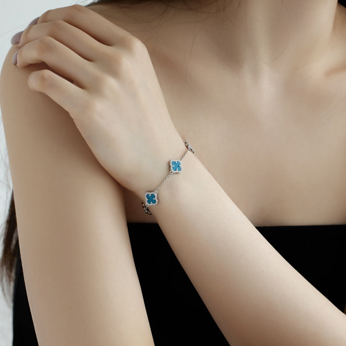 [Bijoux Regalia] Bracelet exquis en trèfle à quatre feuilles