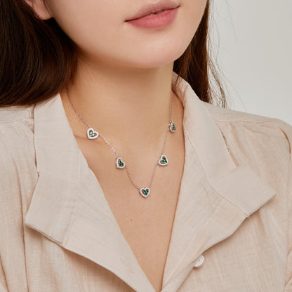 [Joyas Regalia]Collar de cinco corazones brillantes