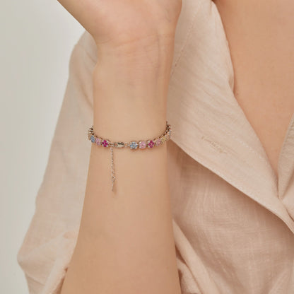 [Bijoux Regalia] Bracelet quotidien délicat et coloré en émeraude taillée