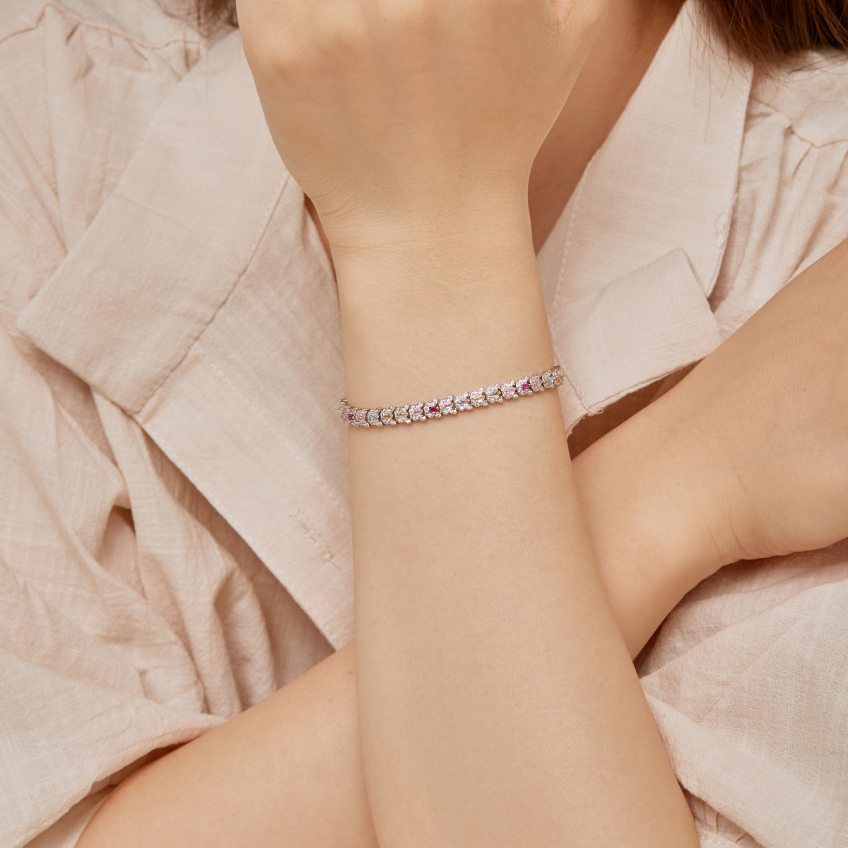 [Bijoux Regalia] Bracelet quotidien délicat et coloré à plusieurs coupes