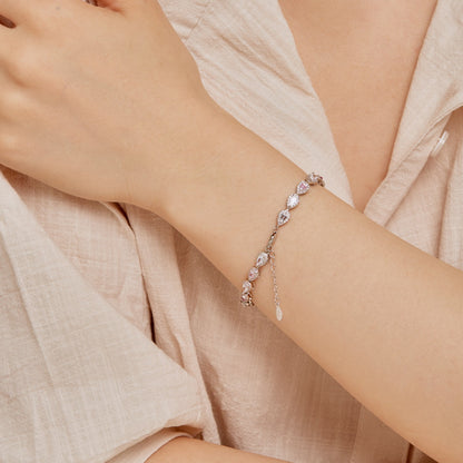 [Bijoux Regalia] Bracelet quotidien en forme de goutte d'eau radieuse de 0,25 carat