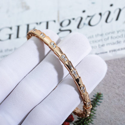 [Joyas Regalia] SERPENTI PULSERA PEQUEÑA DE ORO ROSA CON DIAMANTE