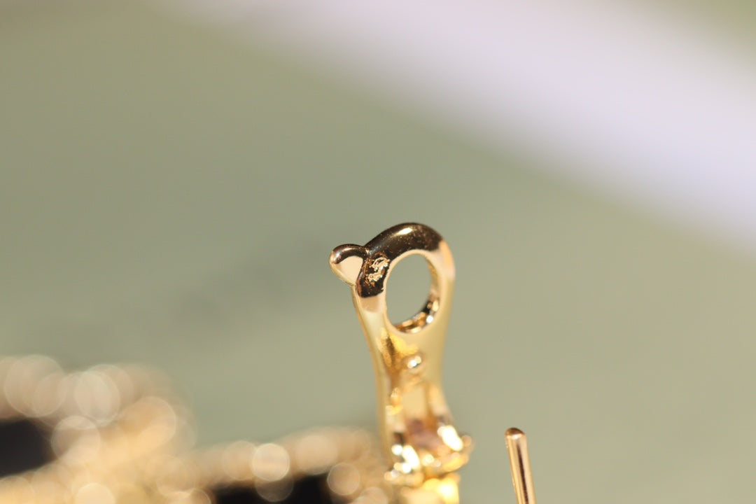 [Regalia jewelry]CLOVER EARRINGS GOLD ONYX MOP 3 MOTIF
