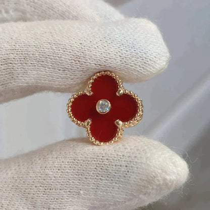 [Joyas Regalia] Pendientes de diamante cornalina con motivo de trébol mediano y 1 motivo