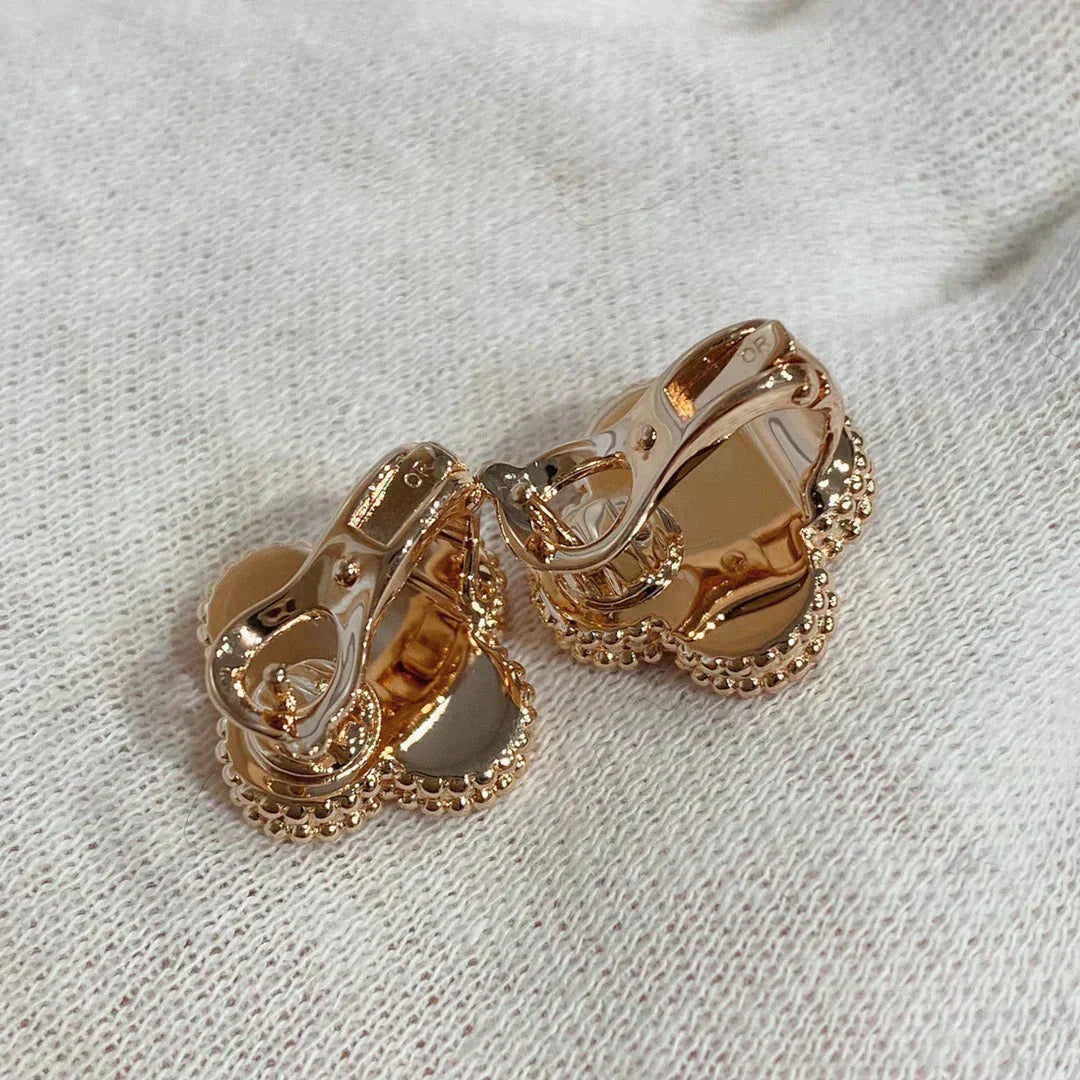 [Joyas Regalia] Pendientes de diamante cornalina con motivo de trébol mediano y 1 motivo