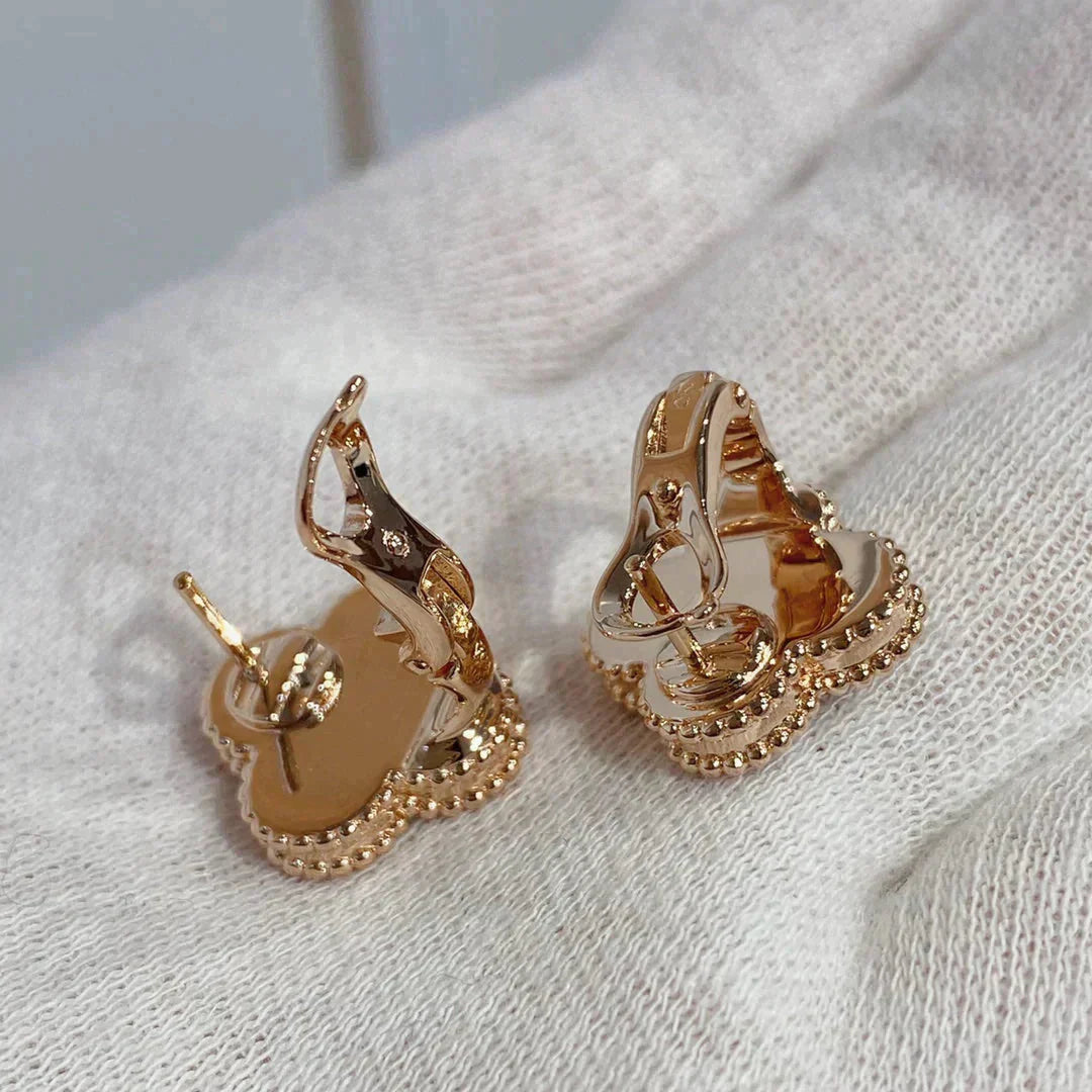 [Joyas Regalia] Pendientes de diamante cornalina con motivo de trébol mediano y 1 motivo