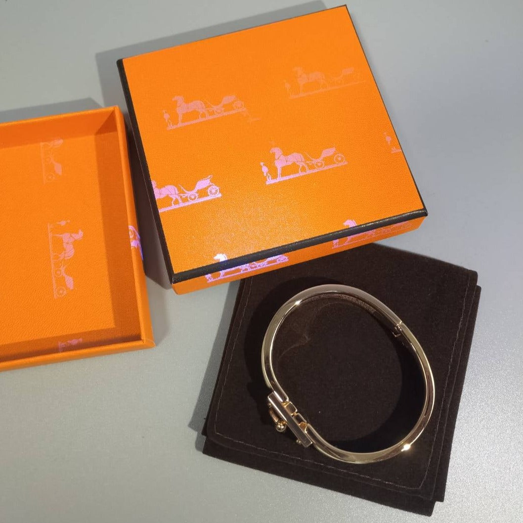 [Regalia jewelry]H GREY BRACELET