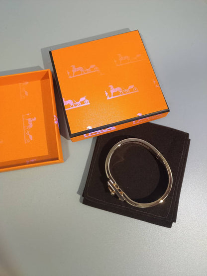 [Joyas Regalia] PULSERA H NARANJA 