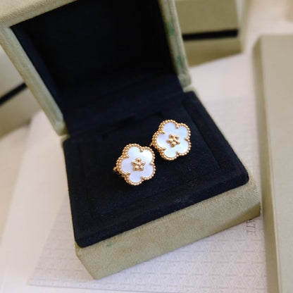 [Regalia jewelry]LUCKY PINK GOLD WHITE MOP EARRINGS