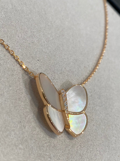 [Joyas Regalia] COLLAR DE MARIPOSA CON DIAMANTES Y MOPA DE ORO
