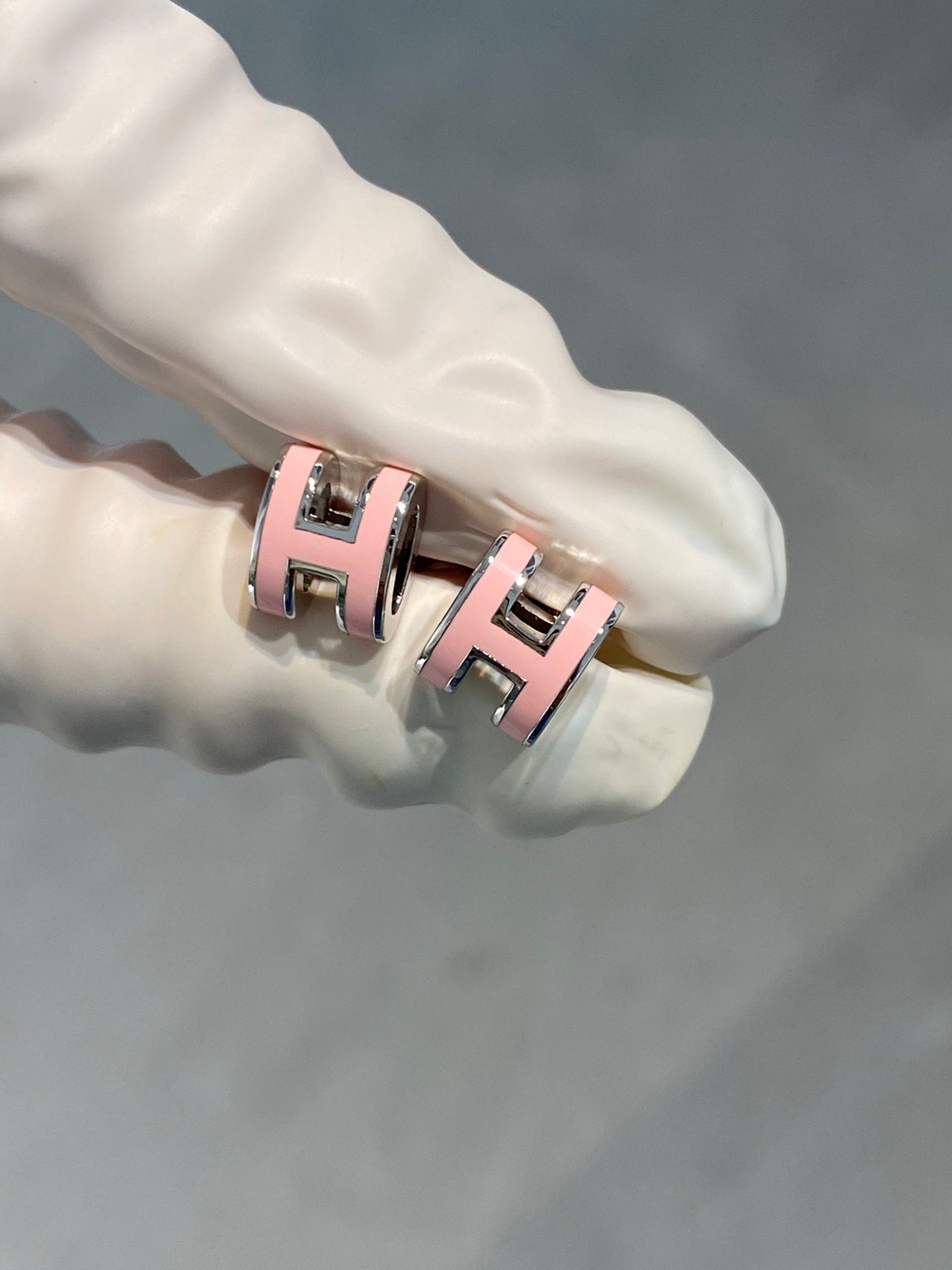 [Joyas Regalia]MINI POP H PENDIENTES DE PLATA ROSA