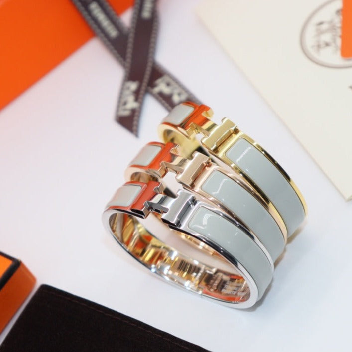 [Joyas Regalia] PULSERA H AZUL CLARO