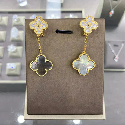 [Regalia jewelry]CLOVER  2 MOTIFS  DIAMOND  EARRINGS (MULTIPLE CHOICESç´