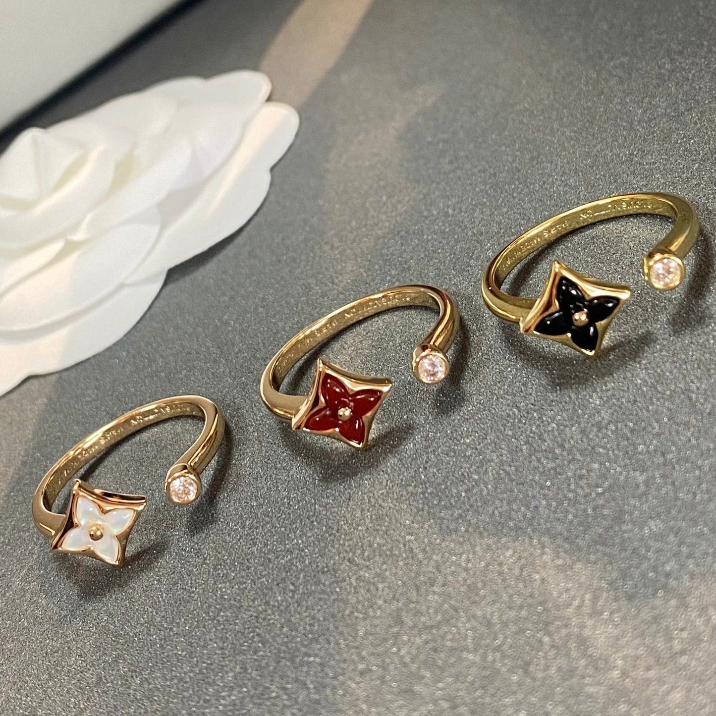 [Bijoux Regalia] BAGUE OUVERTE STAR 1 DIAMANT