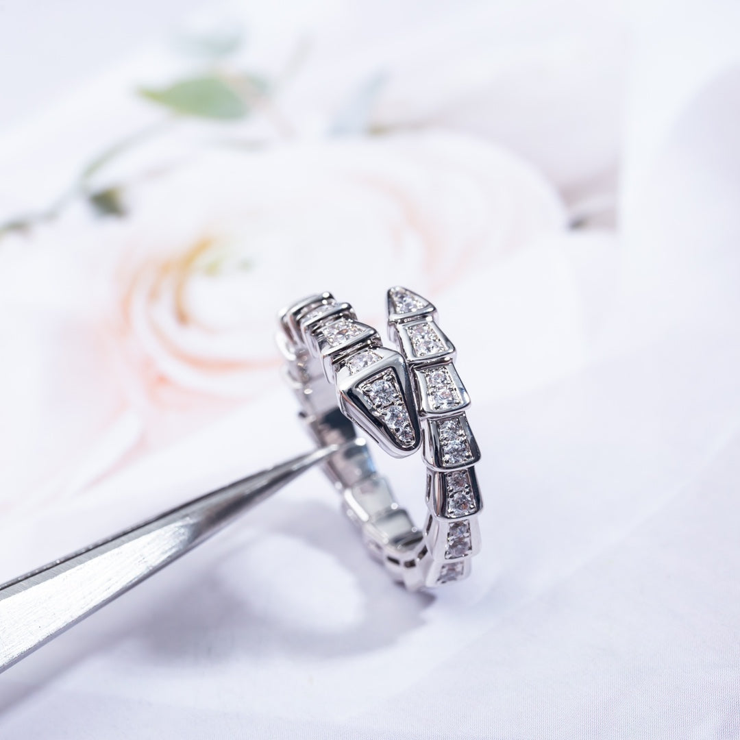 [Regalia jewelry]SERPENTI RING SILVER DIAMOND PAVED 4MM