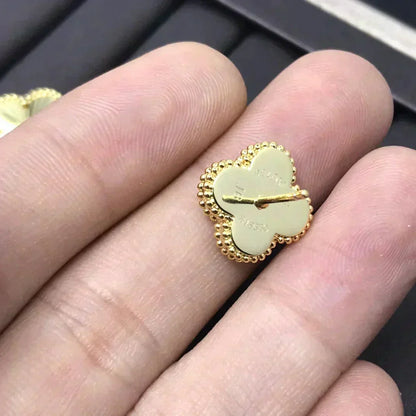 [Regalia jewelry]CLOVER MINI 9.5MM LASER EARRINGS