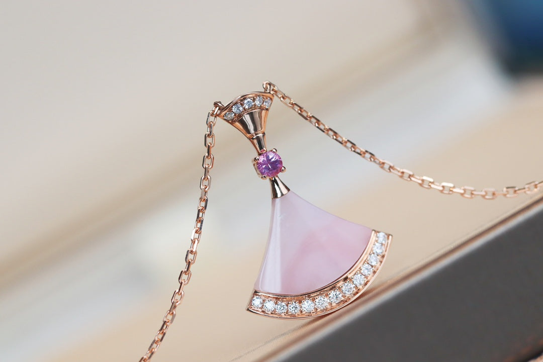 [Joyas Regalia] COLLAR DE ENSUEÑO CON DIAMANTE ROSA