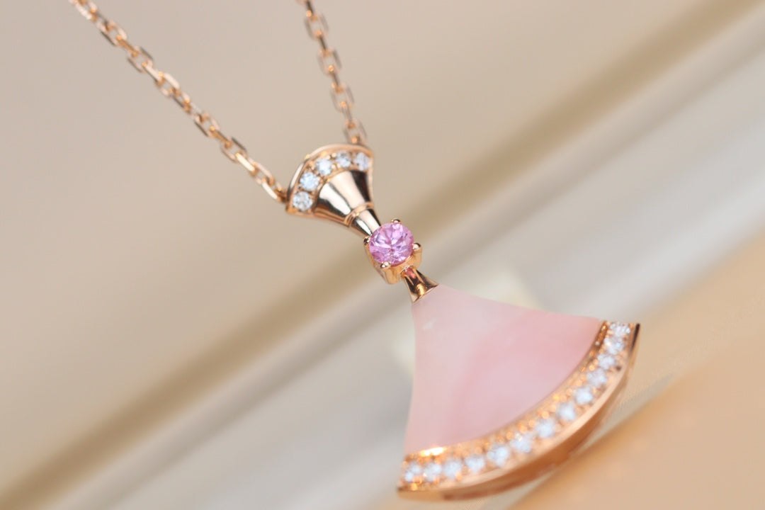 [Joyas Regalia] COLLAR DE ENSUEÑO CON DIAMANTE ROSA