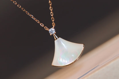 [Joyas Regalia] COLLAR DREAM BLANCO MOP ORO ROSA 1 DIAMANTE