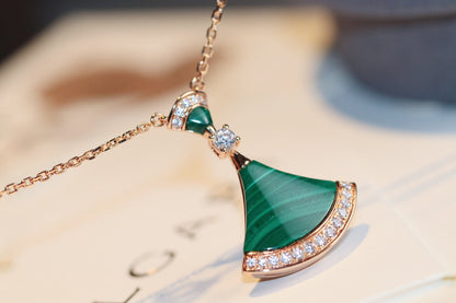 [Joyas Regalia] COLLAR DE ENSUEÑO MALAQUITA DIAMANTE