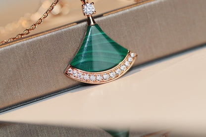 [Joyas Regalia] COLLAR DE ENSUEÑO MALAQUITA DIAMANTE