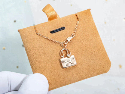 [Joyas Regalia] COLLAR AMULETTE PEDANTE DE ORO ROSA