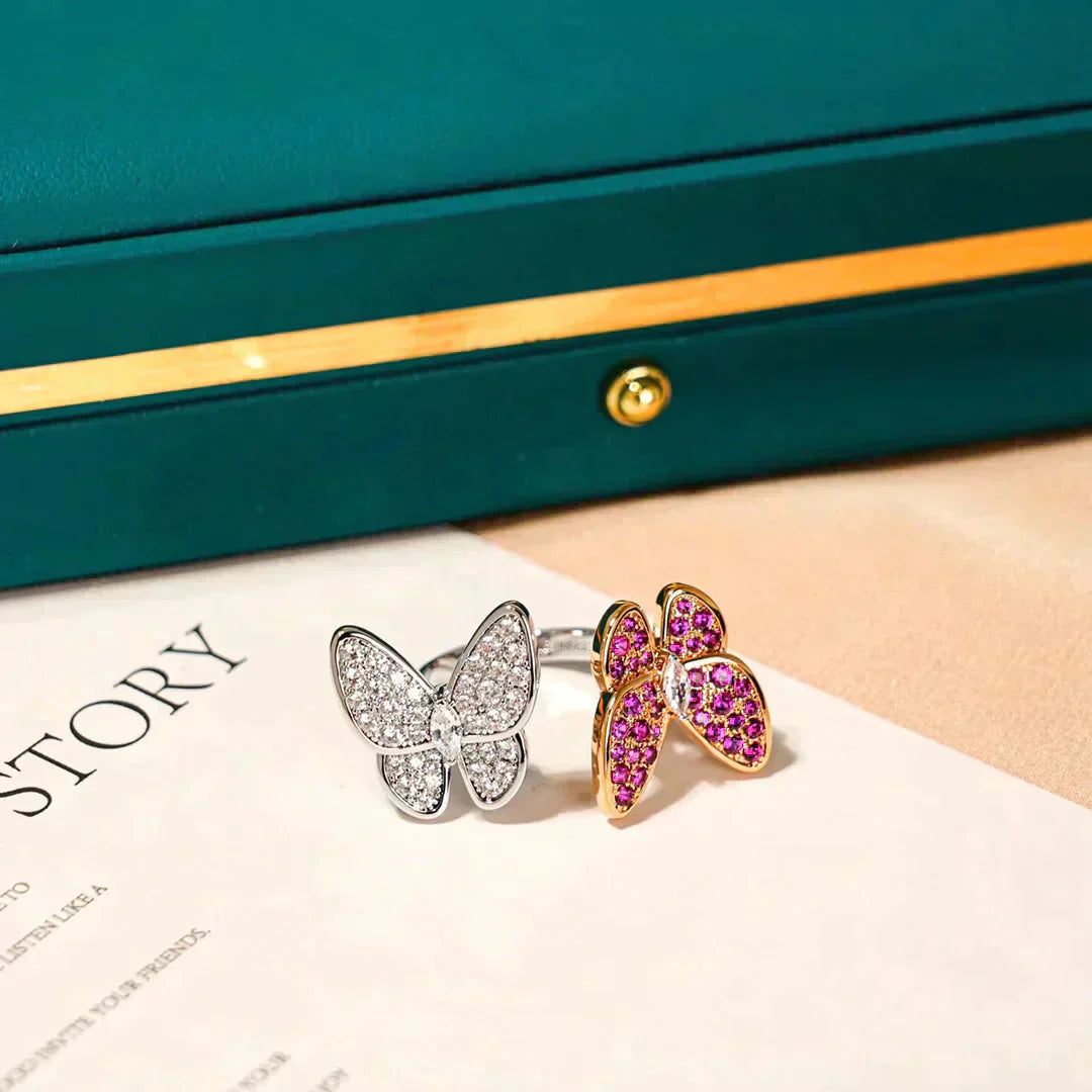 [Joyas Regalia] ANILLO DE MARIPOSA CON DIAMANTES DOBLES