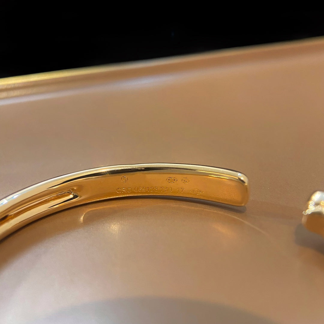 [Joyas Regalia]Pulsera abierta de oro Pantera