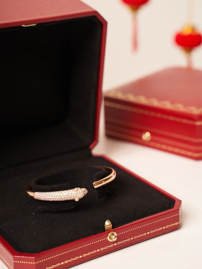 [Joyas Regalia]Pulsera abierta de diamantes en oro rosa Pantera