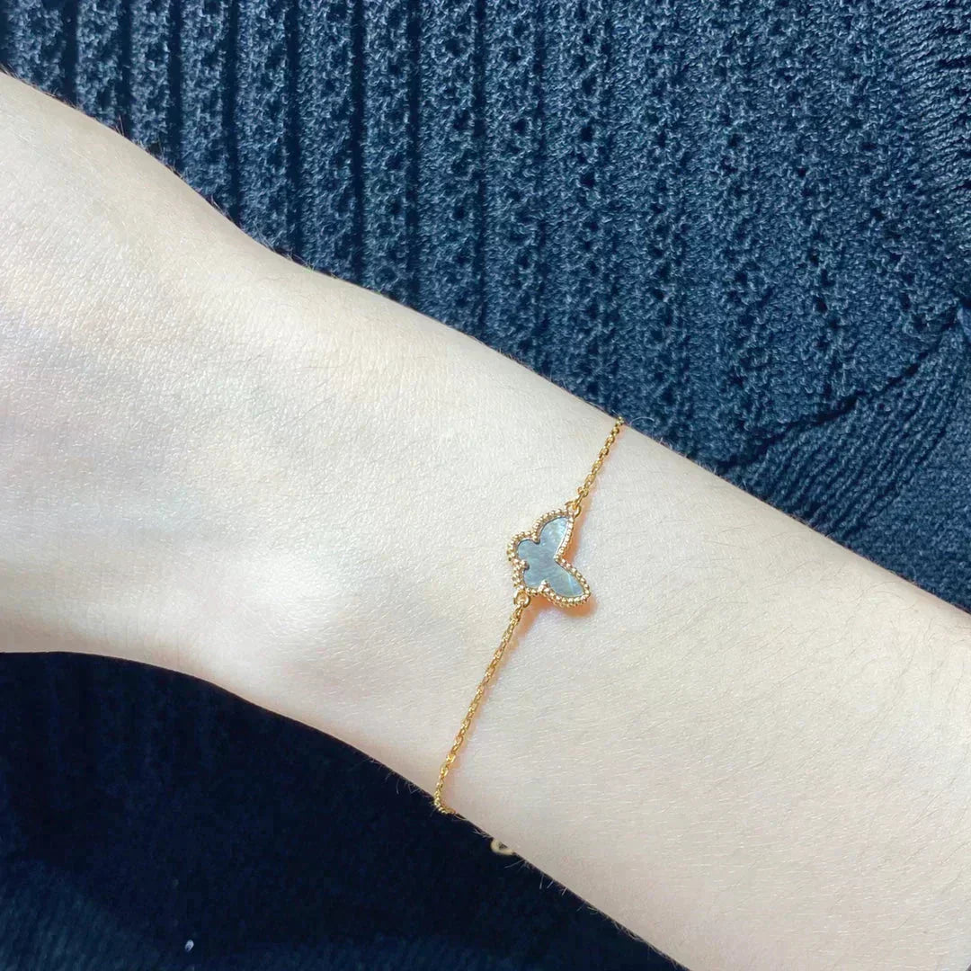 [Joyas Regalia] PULSERA DE MARIPOSA DE MOPA OSCURA
