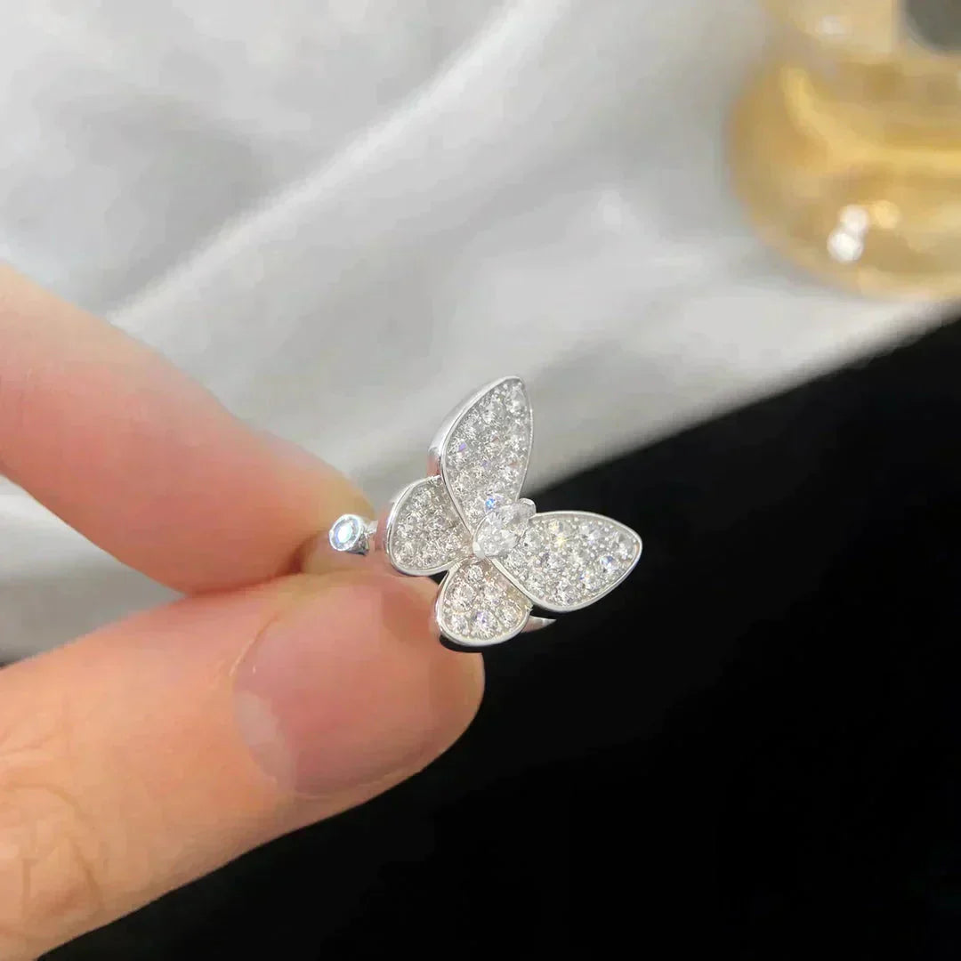 [Joyas Regalia] ANILLO DE DIAMANTE CON MARIPOSA