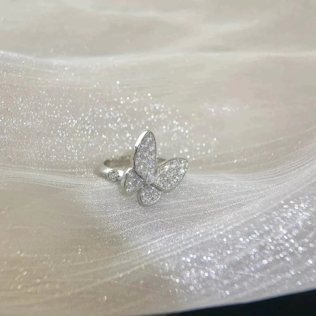 [Joyas Regalia] ANILLO DE DIAMANTE CON MARIPOSA