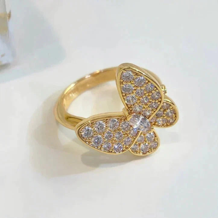 [Joyas Regalia] ANILLO DE DIAMANTE CON MARIPOSA