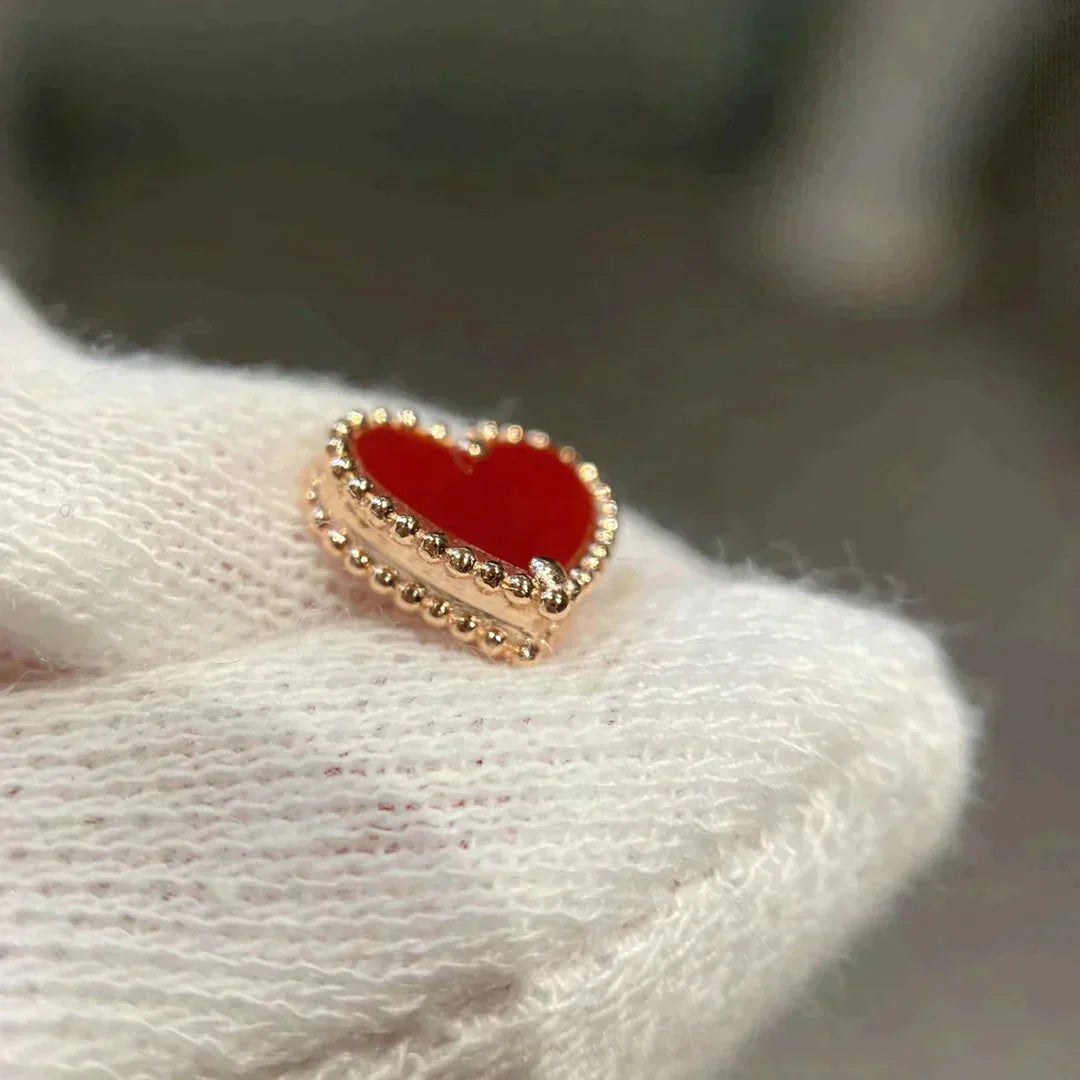 [Regalia jewelry]HEART CARNELIAN STUD EARRINGS