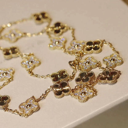 [Joyas Regalia] COLLAR DE DIAMANTES LÁSER CON 20 MOTIVOS DE TRÉBOL
