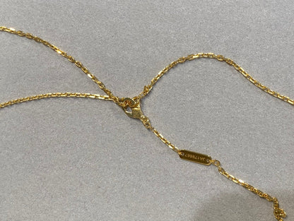[Joyas Regalia] COLLAR TRÉBOL 25MM ORO CORNALINA