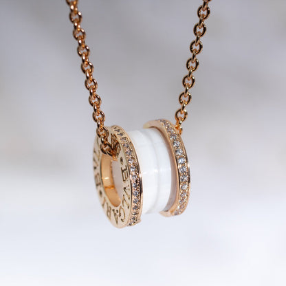 [Bijoux Regalia] COLLIER ZÉRO 1 EN CÉRAMIQUE BLANCHE, OR ROSE ET DIAMANTS