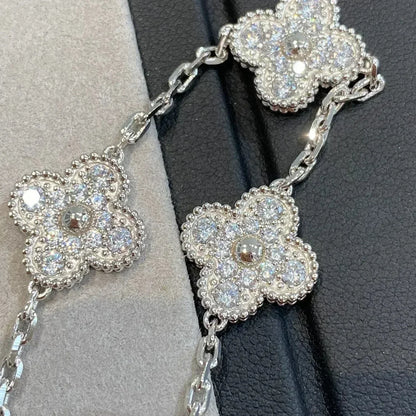 [Joyas Regalia] PULSERA DE DIAMANTES CON 5 MOTIVOS DE TRÉBOL DE PLATA