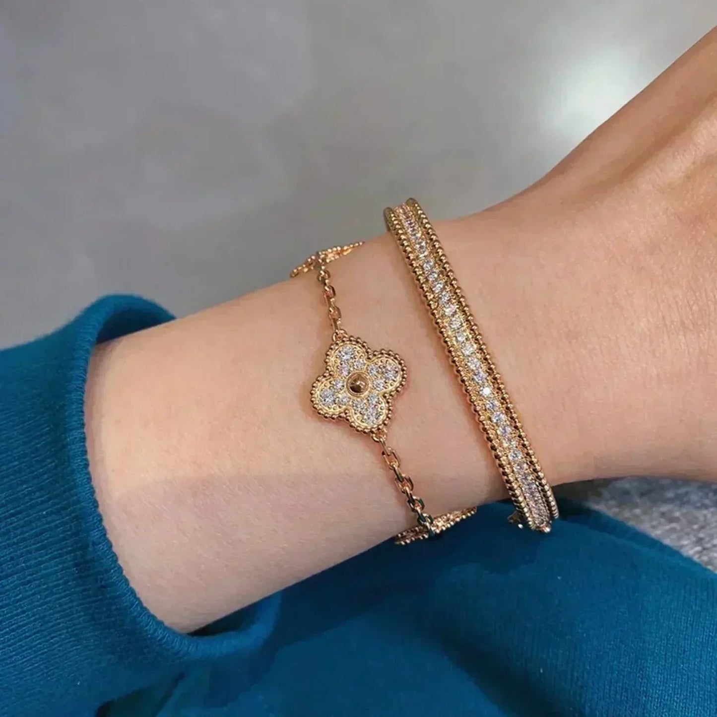[Joyas Regalia] PULSERA DE DIAMANTES CON 5 MOTIVOS DE TRÉBOL